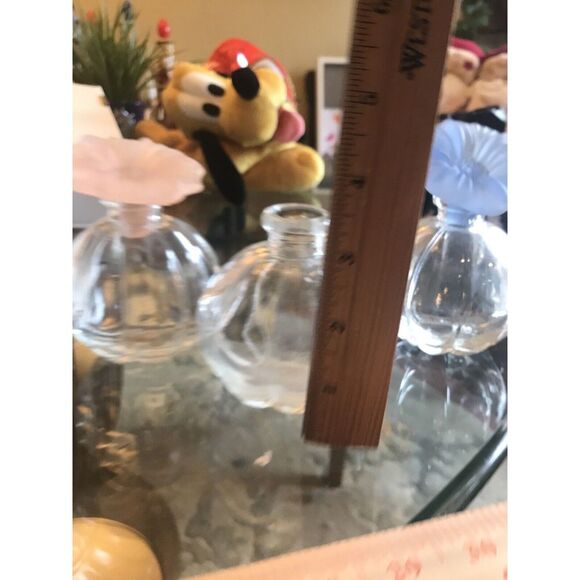 glass ribbed perfume bottle hibiscus stopper Blue, Green, Pink set of 3‎ - Picture 16 of 16